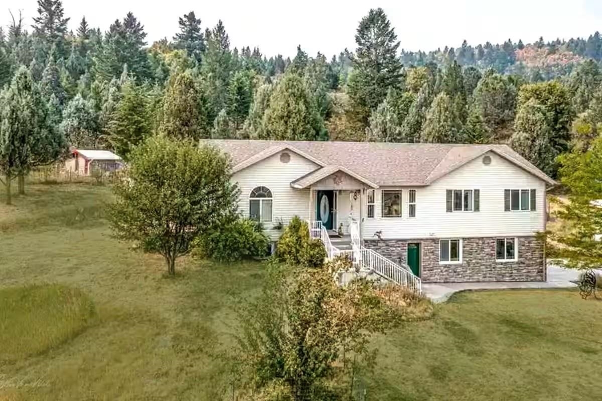 11269 S Moose Hollow, Lava Hot Springs, ID 83246
